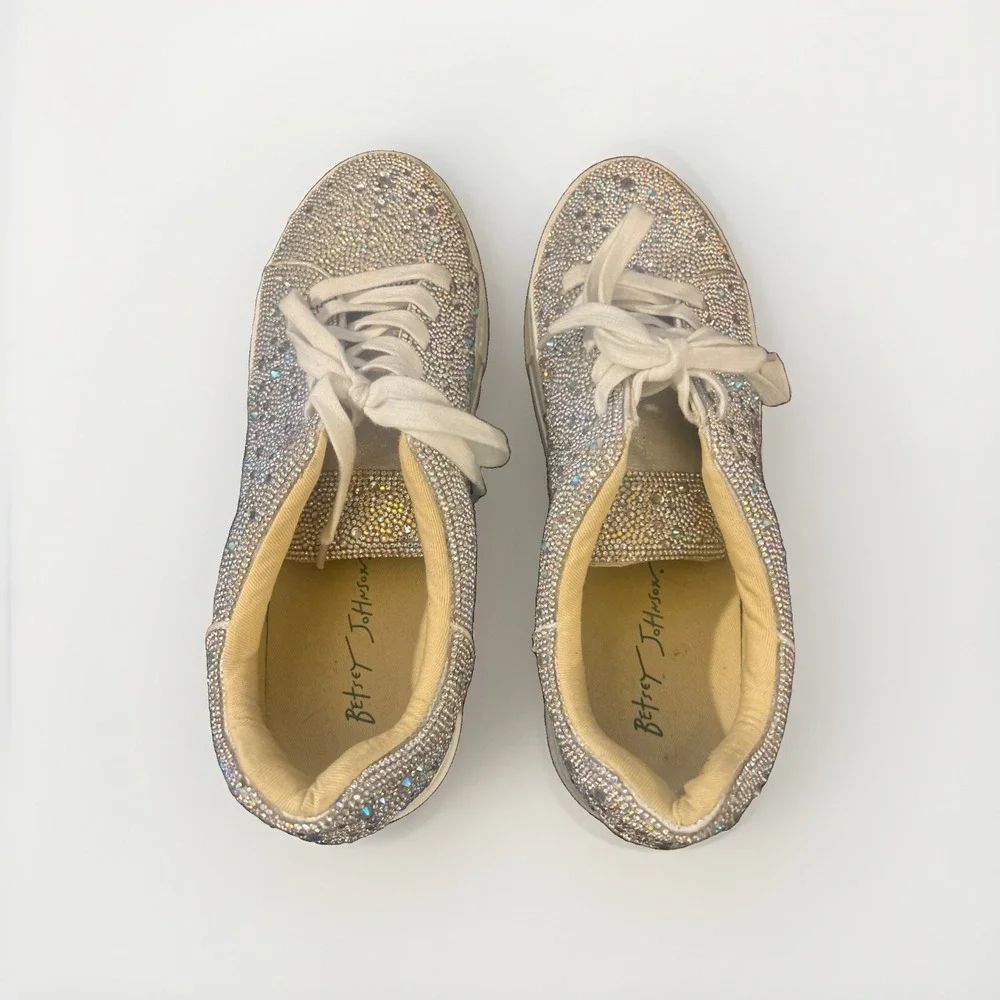 Betsy Johnson Sidny Crystals Women Size 10M Pave Platform Sneakers